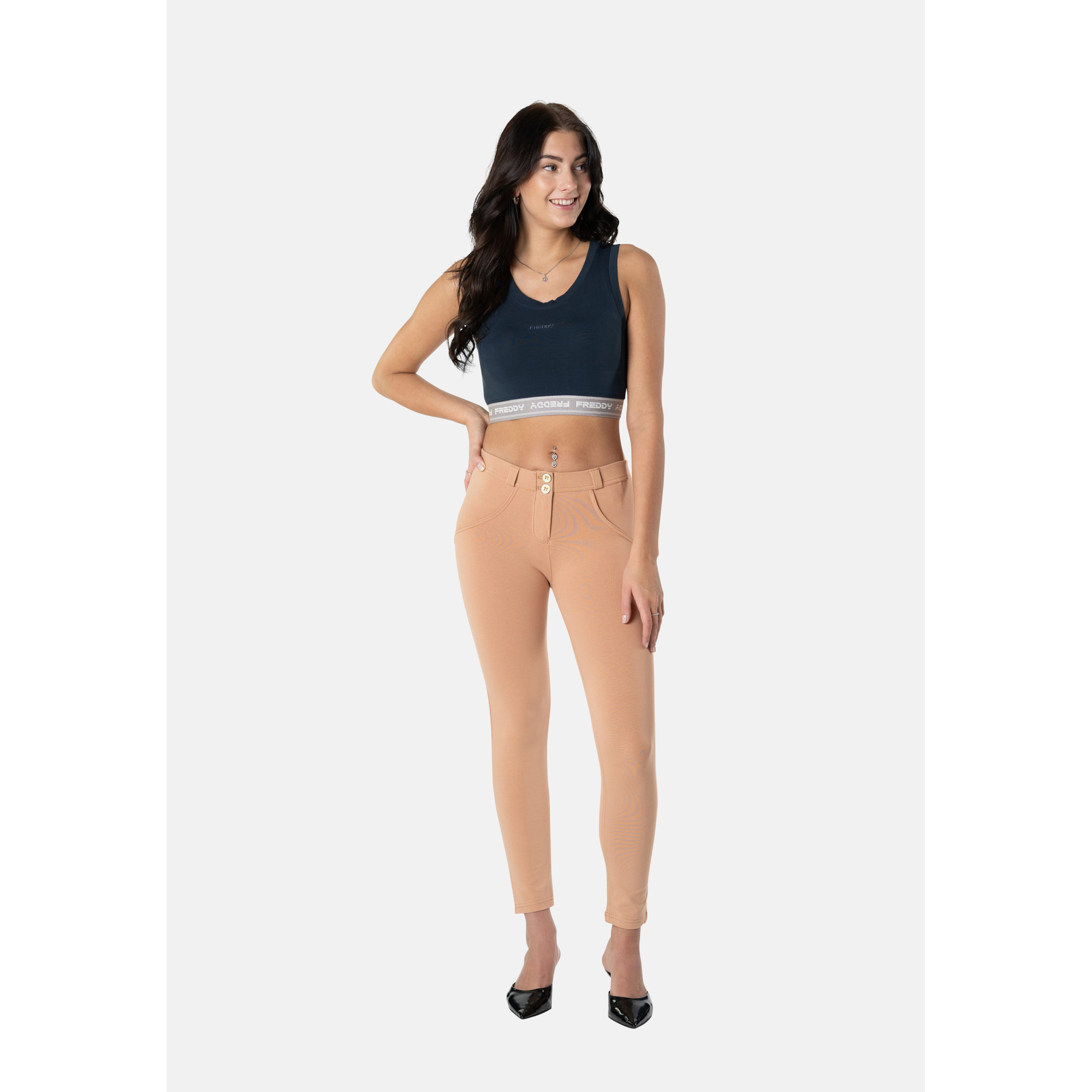 Freddy WR.UP® Damen Push-Up Hose - 7/8 Regular Waist Super Skinny - Hellbraun - M44 Freddy WR.UP® Damen Push-Up Hose - 7/8 Regular Waist Super Skinny - Hellbraun - M44