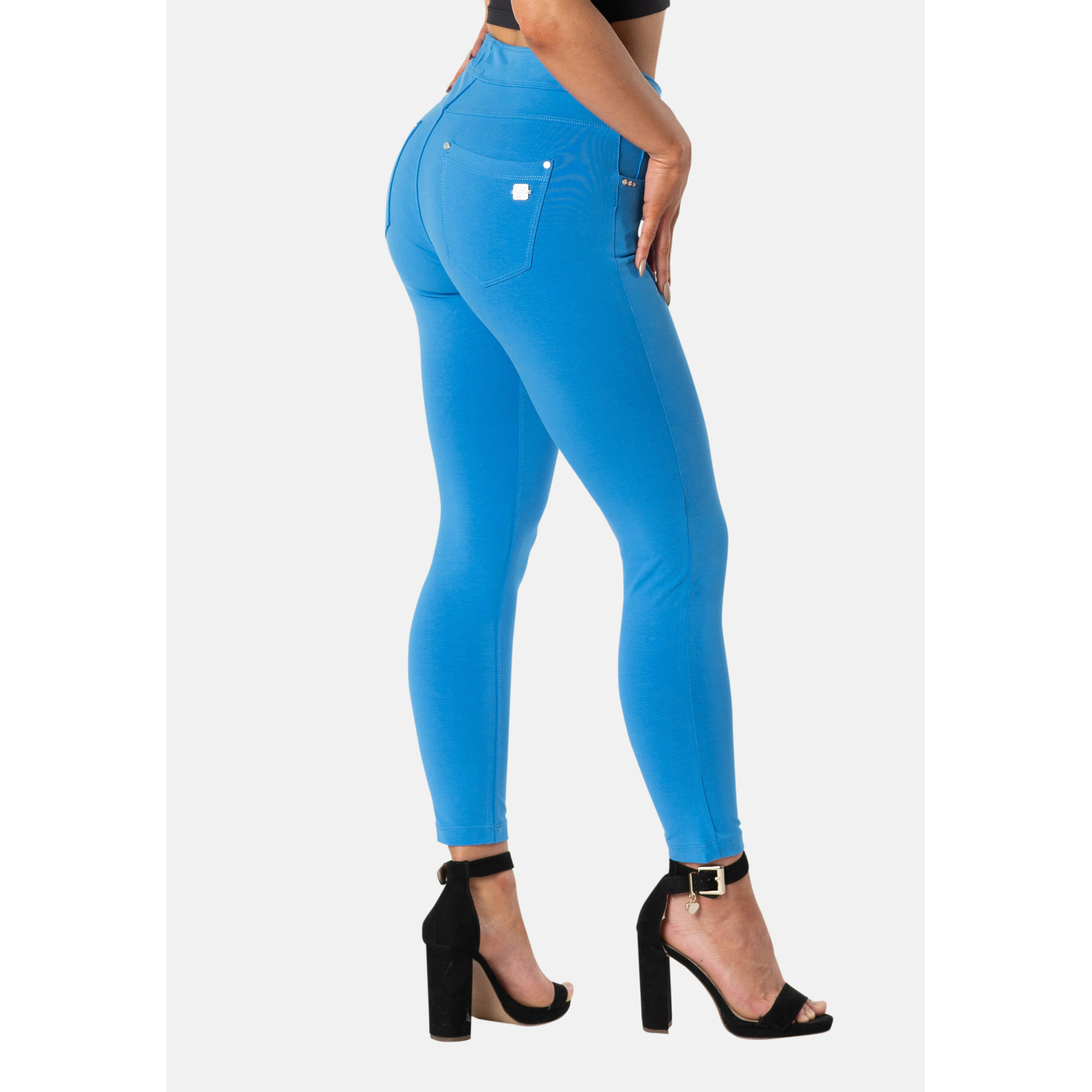 Freddy N.O.W.® Eco Damen Comfort Hose - 7/8 Mid Waist Super Skinny - Blau Freddy N.O.W.® Eco Damen Comfort Hose - 7/8 Mid Waist Super Skinny - Blau
