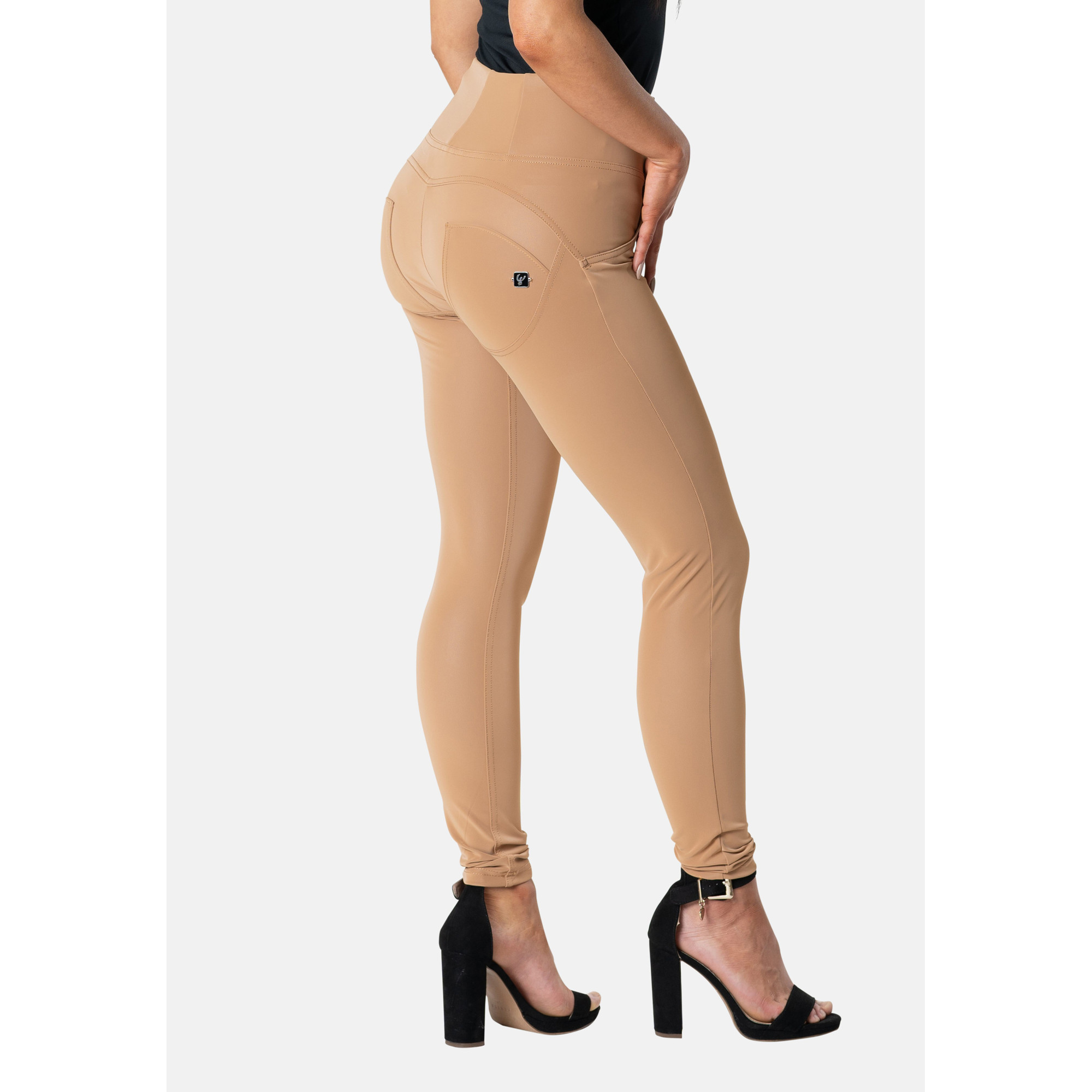 Freddy WR.UP® Push-Up - Vegan Leather - Brown - M107 Freddy WR.UP® Push-Up - Vegan Leather - Brown - M107