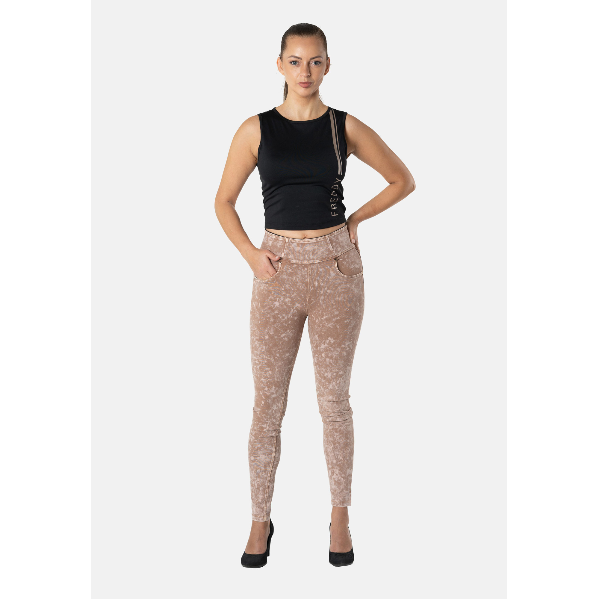 Freddy N.O.W.® Yoga Damen Comfort Jeans - High Waist Skinny - Stückgefärbt - Dunkelbeige - P80 Freddy N.O.W.® Yoga Damen Comfort Jeans - High Waist Skinny - Stückgefärbt - Dunkelbeige - P80