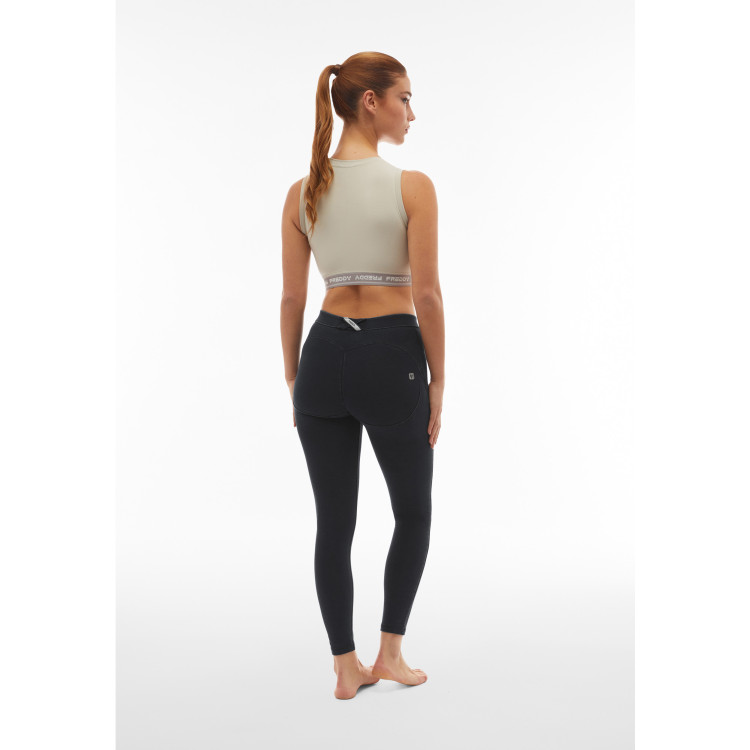Freddy WR.UP® Core Damen Push-Up Jeans - 7/8 Regular Waist Super Skinny - Schwarz – Schwarze Nähte - J7N