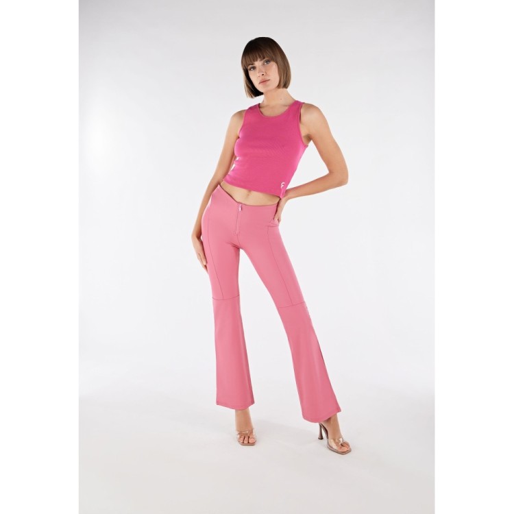 Freddy WR.UP® Vegan Leather Damen Push-Up Lederhose - High Waist Flare - V-Schnitt - Pink - P123