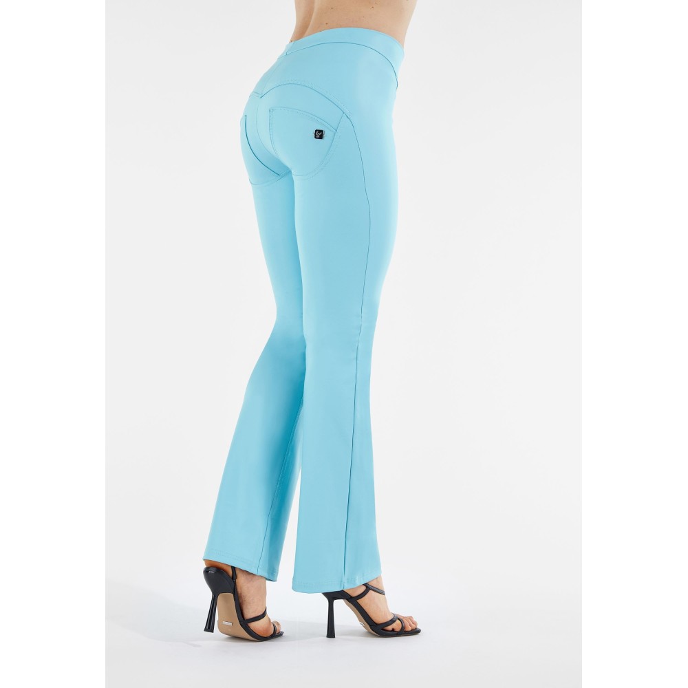 Freddy WR.UP® Vegan Leather Damen Push-Up Lederhose - High Waist Flare - V-Schnitt - Türkis - T410