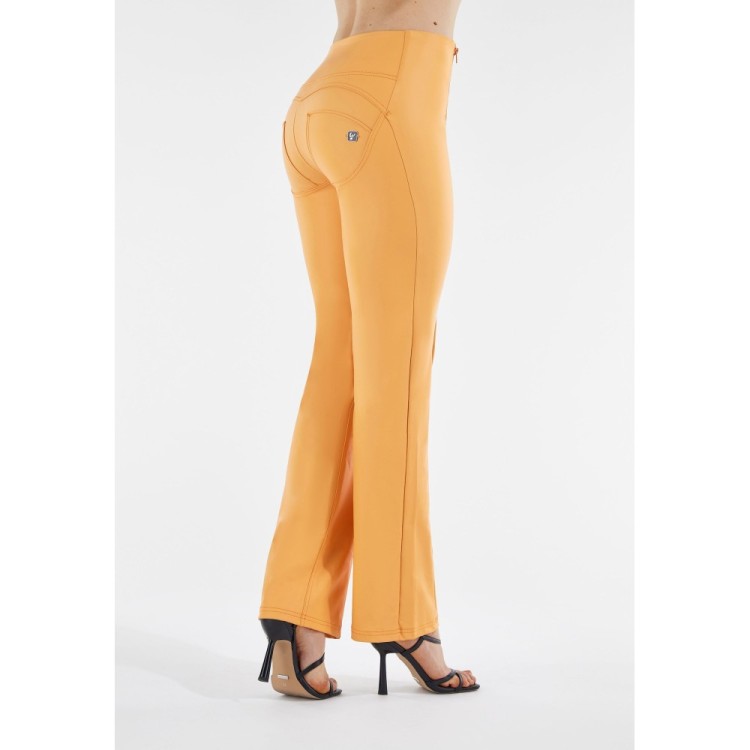 Freddy WR.UP® Vegan Leather Damen Push-Up Lederhose - High Waist Wide Leg - Orange - A50