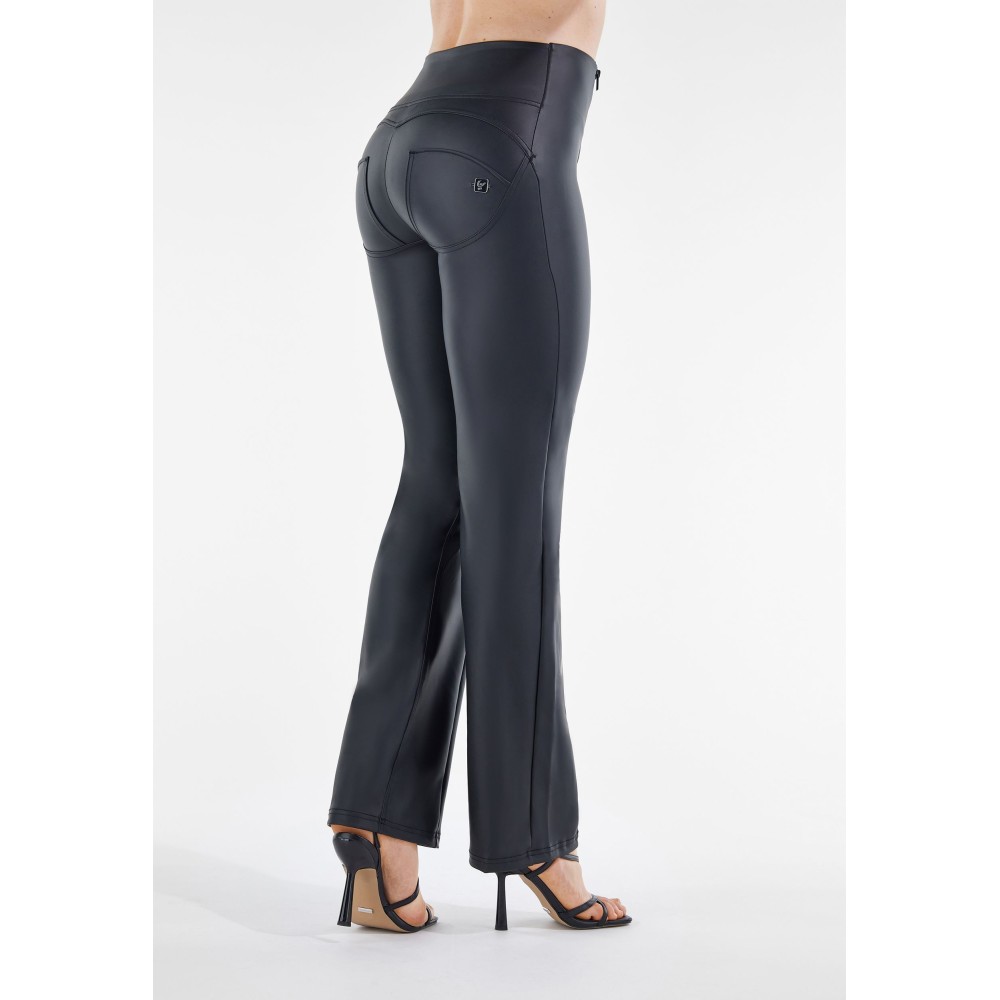 Freddy WR.UP® Vegan Leather Damen Push-Up Lederhose - High Waist Wide Leg - Schwarz - N0