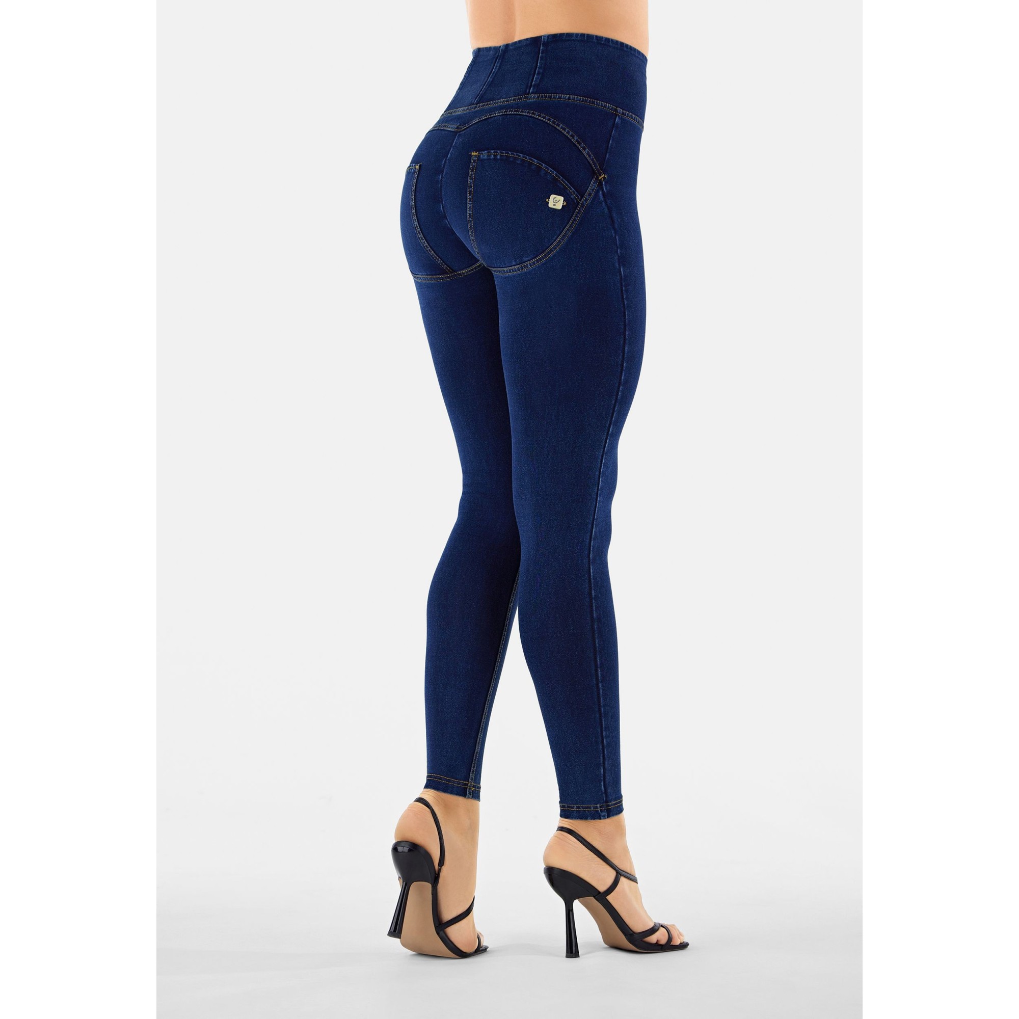 Freddy WR.UP® Damen Push-Up Jeans - High Waist Super Skinny - Indigoblau - Gelbe Nähte Freddy WR.UP® Damen Push-Up Jeans - High Waist Super Skinny - Indigoblau - Gelbe Nähte
